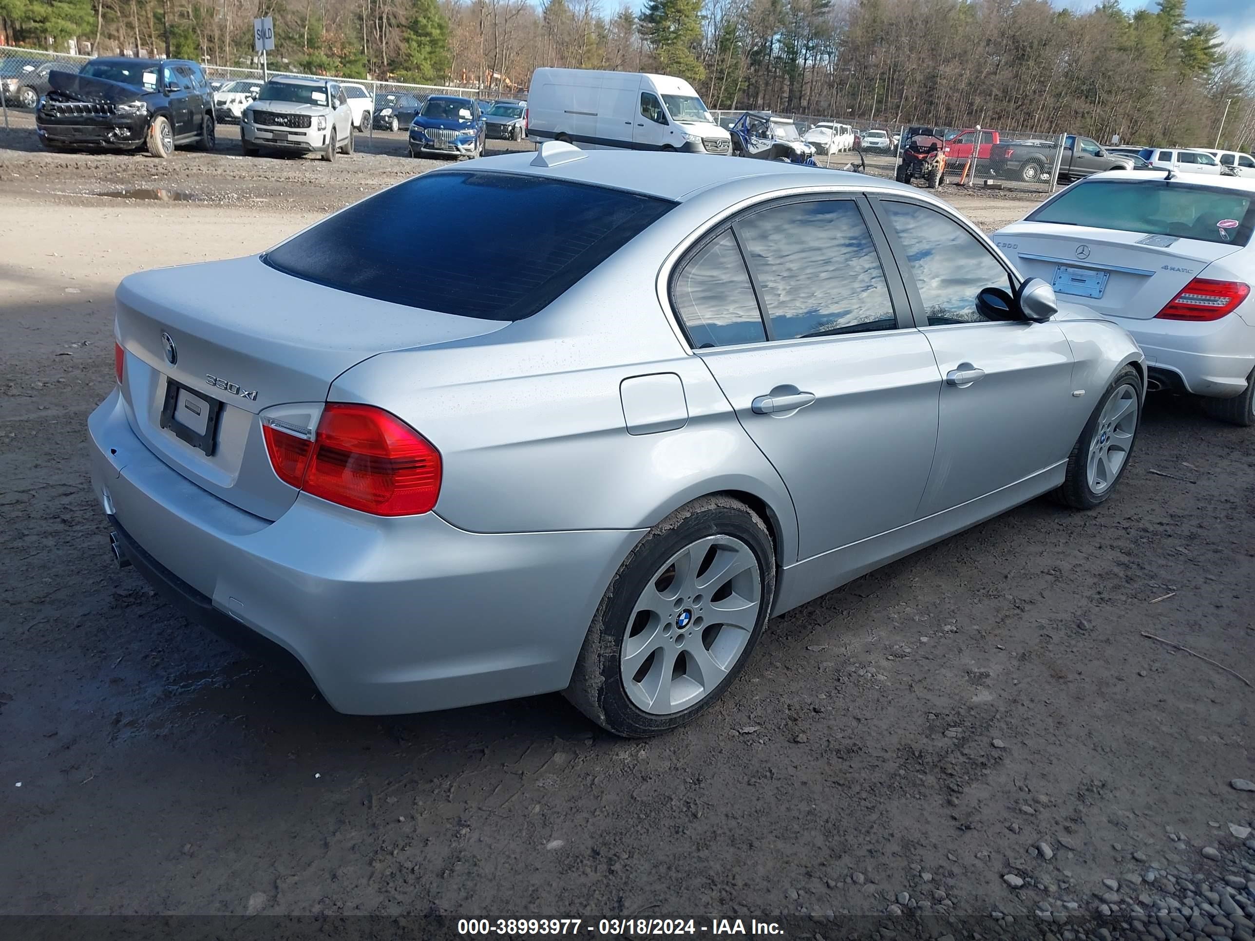 Photo 3 VIN: WBAVD33586KV66808 - BMW 3ER 