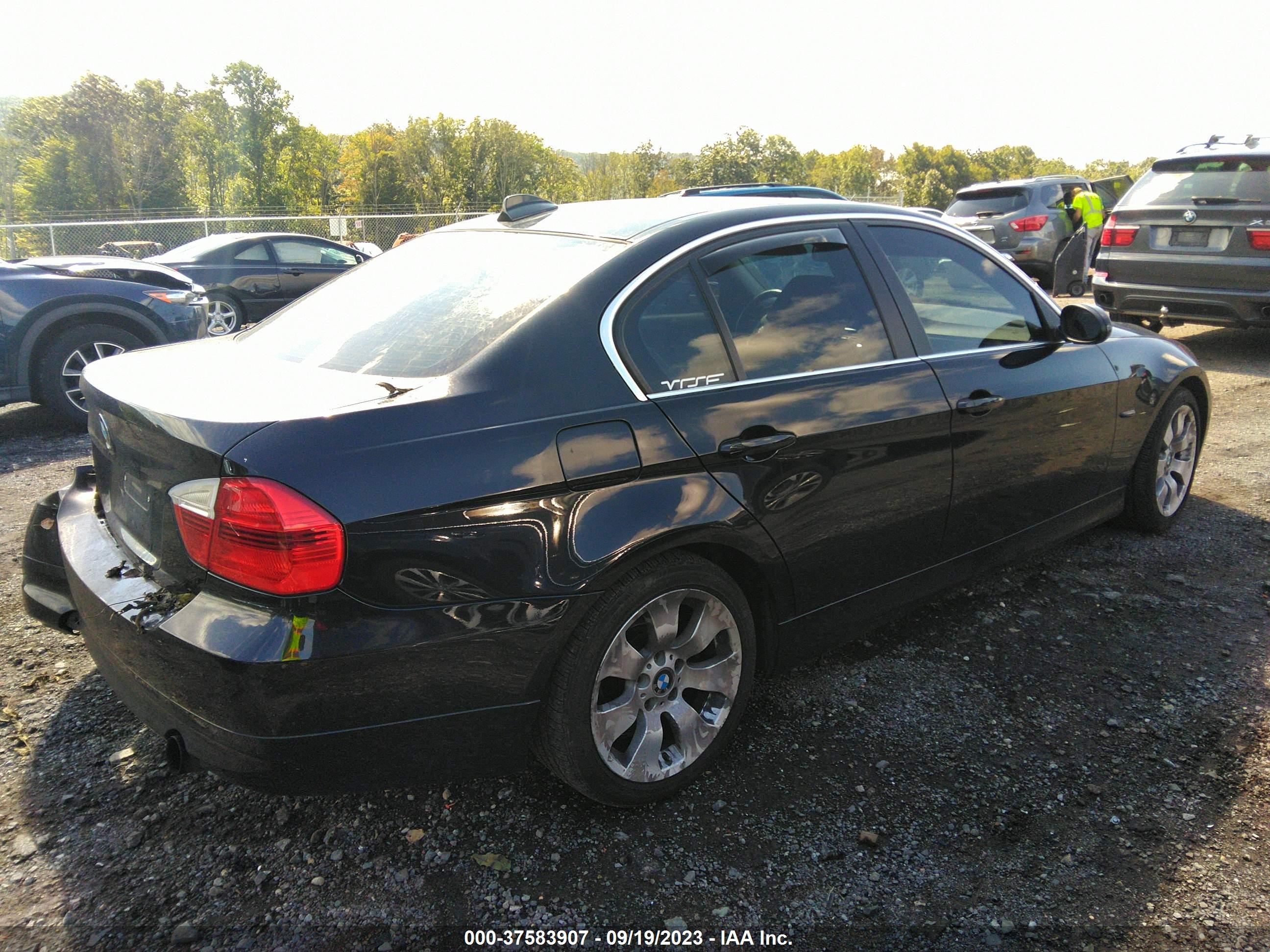 Photo 3 VIN: WBAVD53518A283669 - BMW 3ER 