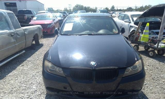 Photo 5 VIN: WBAVD53518A284739 - BMW 335 