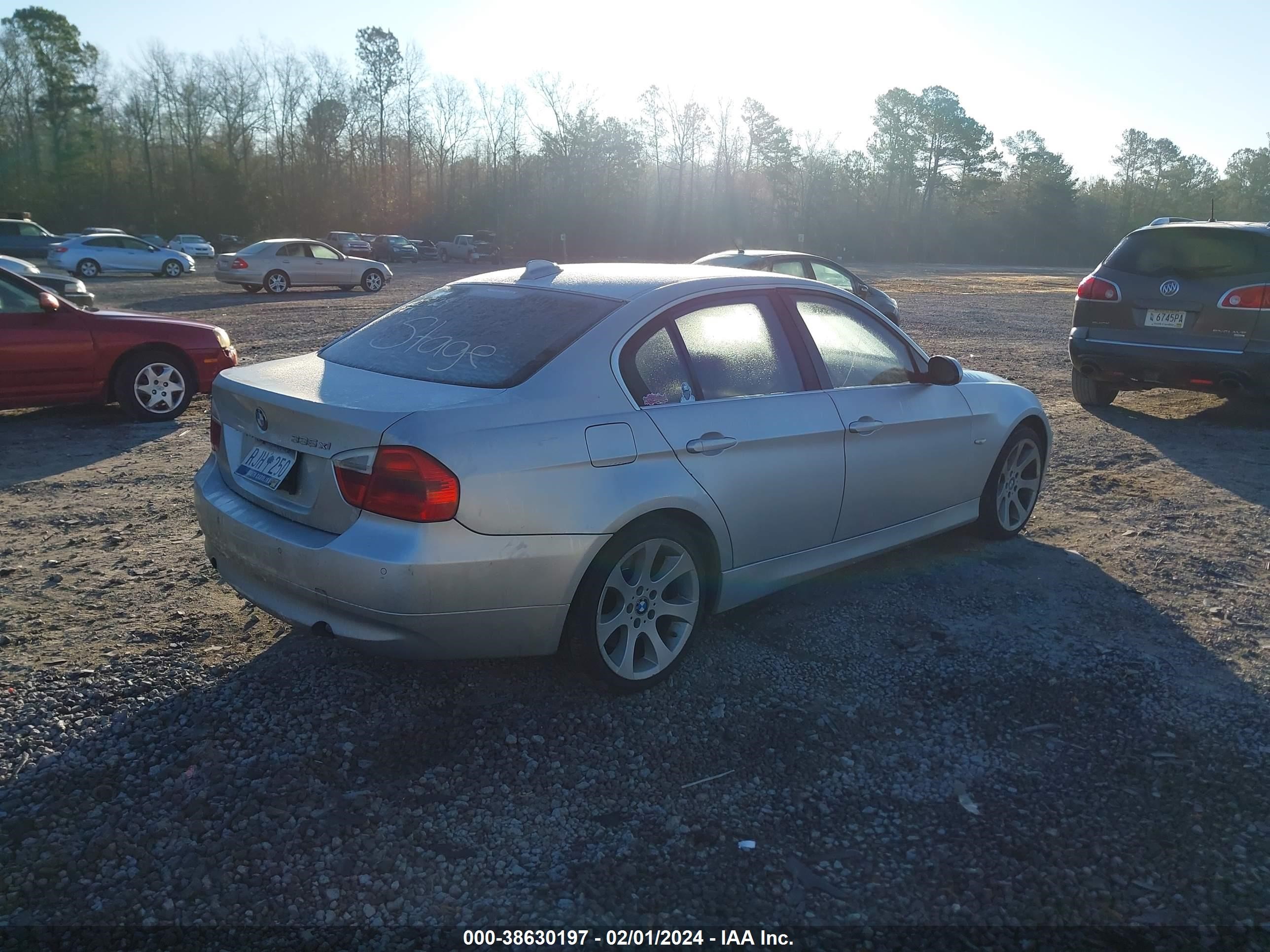 Photo 3 VIN: WBAVD53528A285124 - BMW 3ER 