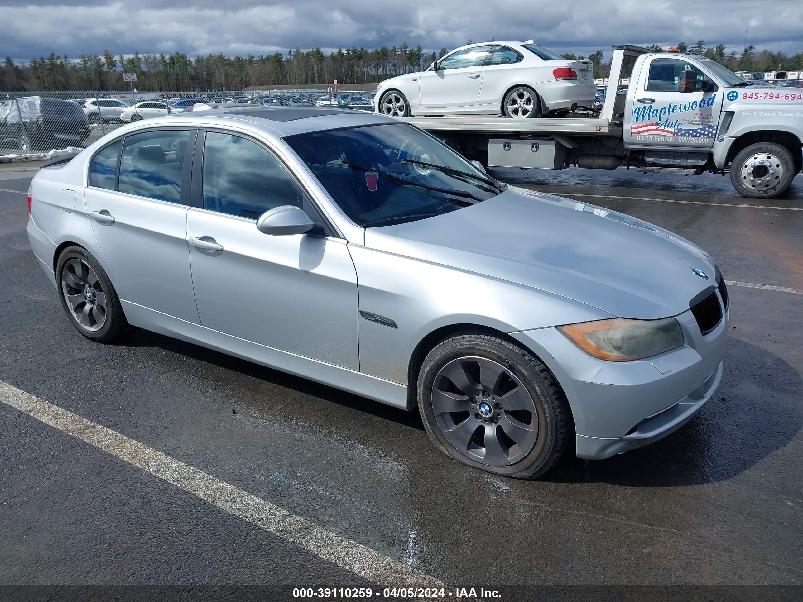 Photo 0 VIN: WBAVD53578A284583 - BMW 3ER 