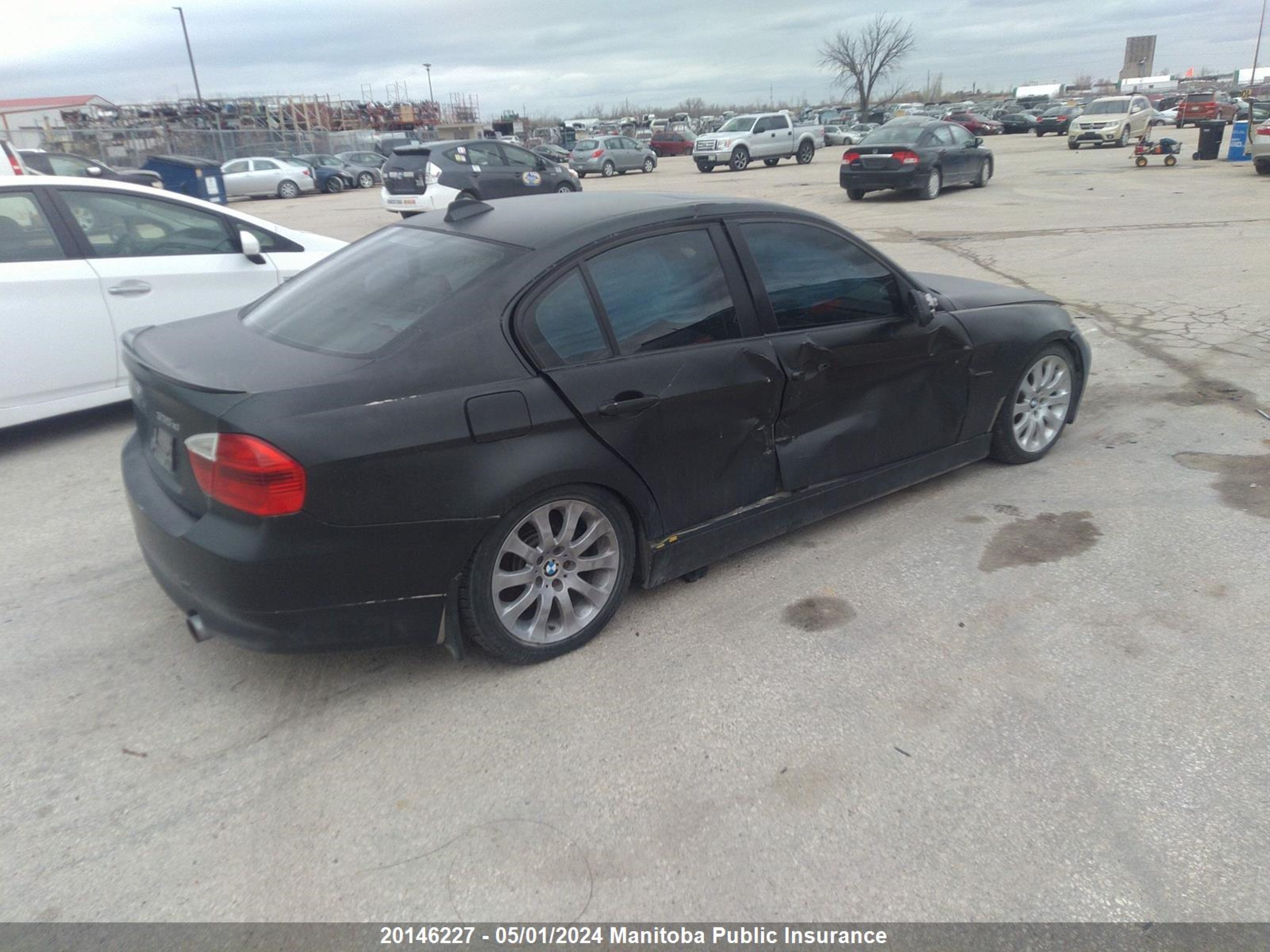 Photo 3 VIN: WBAVD535X8A285615 - BMW 3ER 