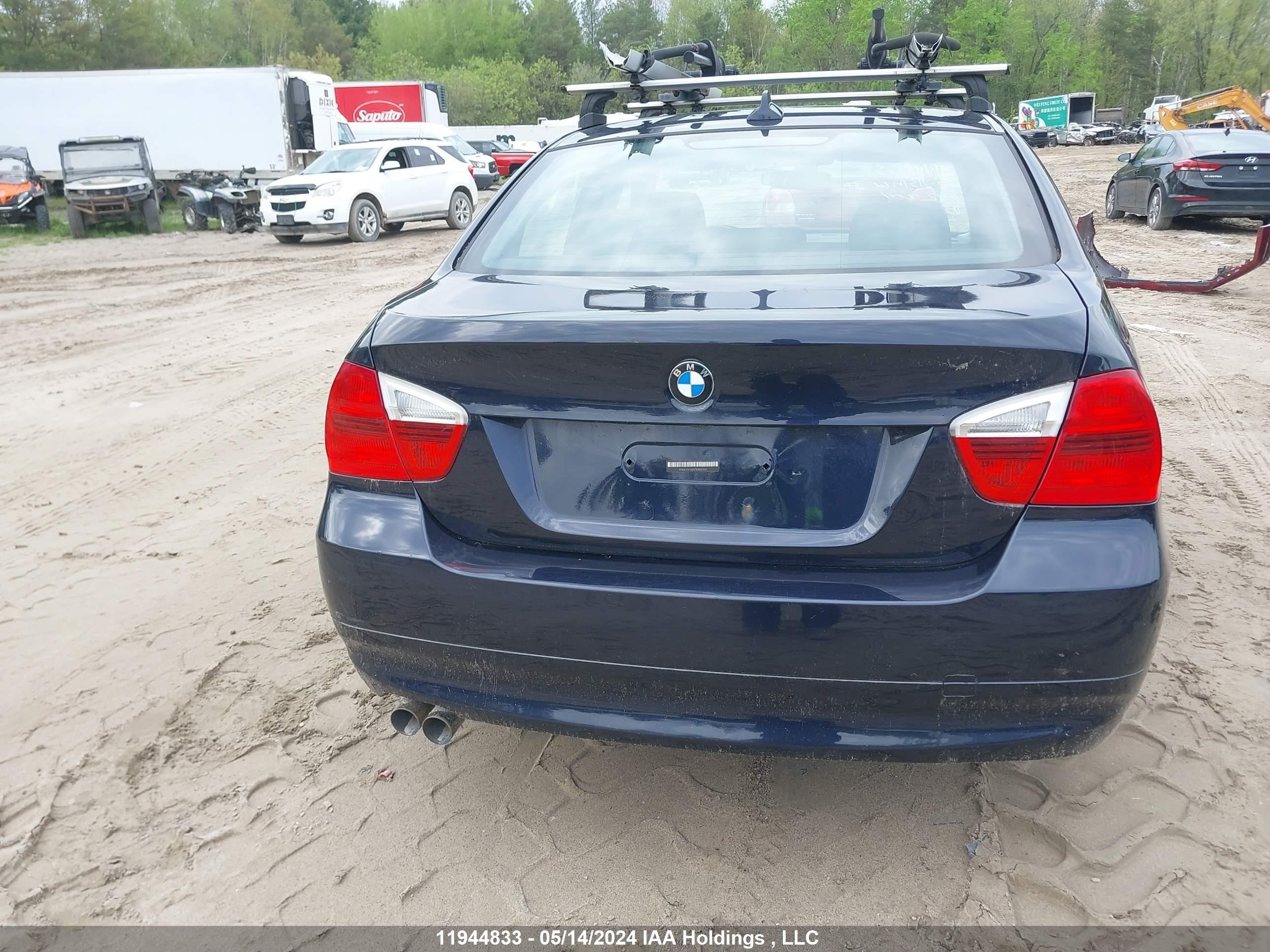 Photo 15 VIN: WBAVH13547KR82204 - BMW 3ER 