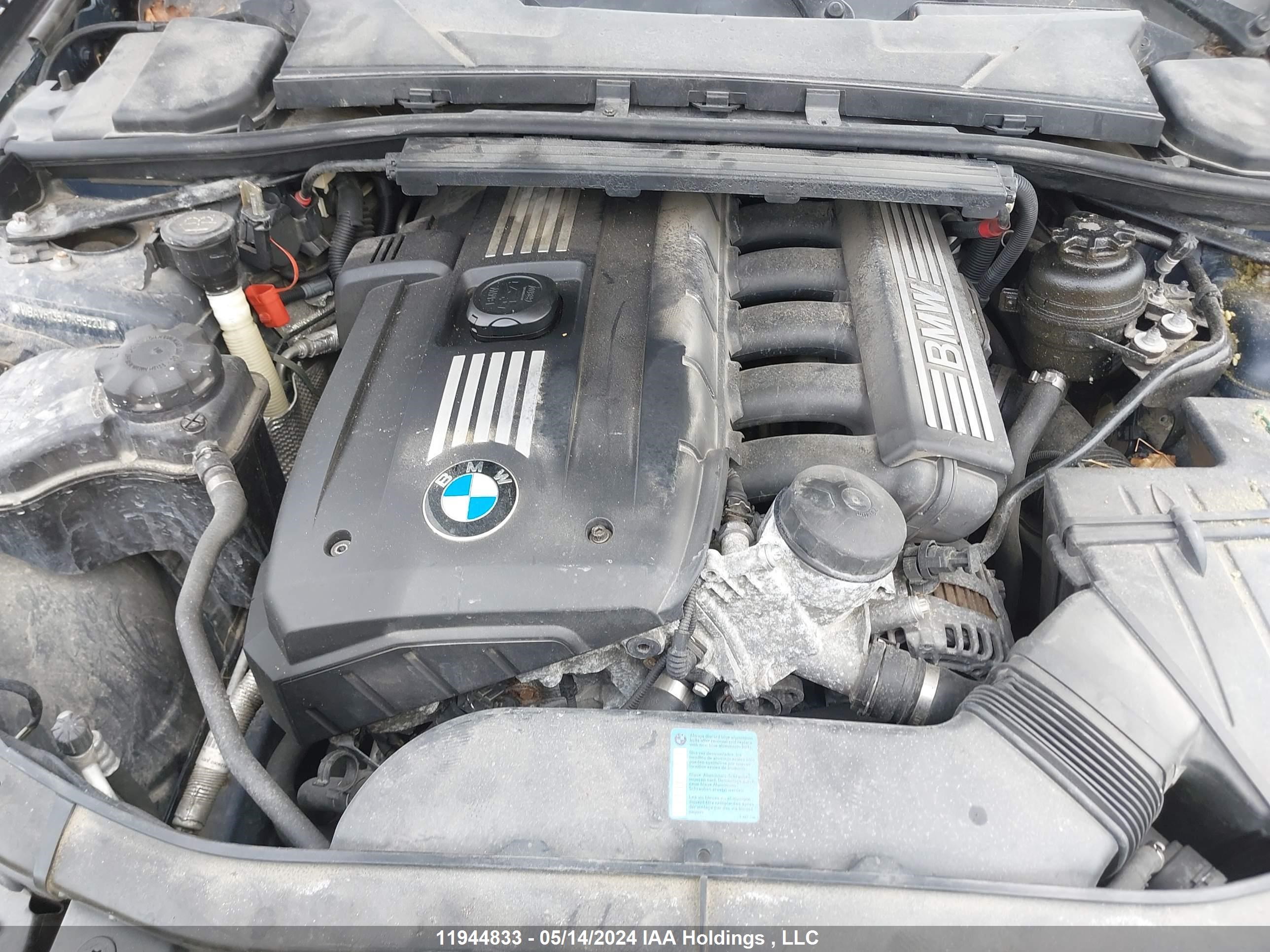 Photo 9 VIN: WBAVH13547KR82204 - BMW 3ER 