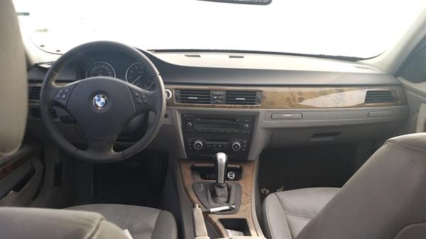 Photo 9 VIN: WBAVH31058A260167 - BMW 325I 