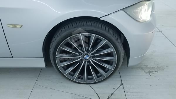 Photo 33 VIN: WBAVH31058A260167 - BMW 325I 