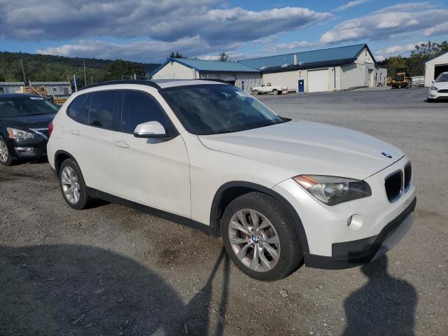 Photo 3 VIN: WBAVL1C50DVR81835 - BMW X1 XDRIVE2 