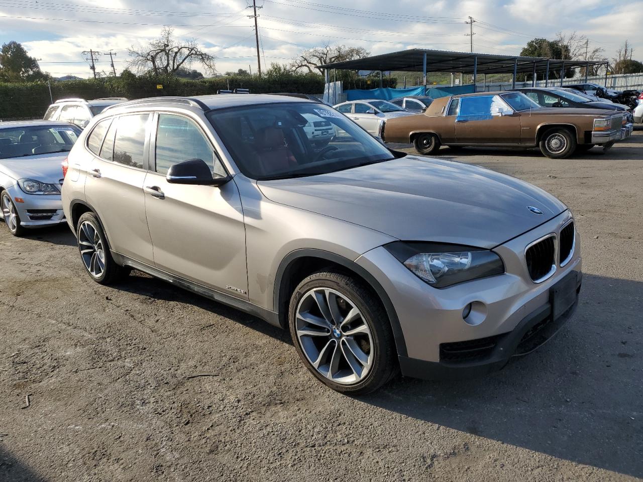 Photo 3 VIN: WBAVL1C50EVY11184 - BMW X1 