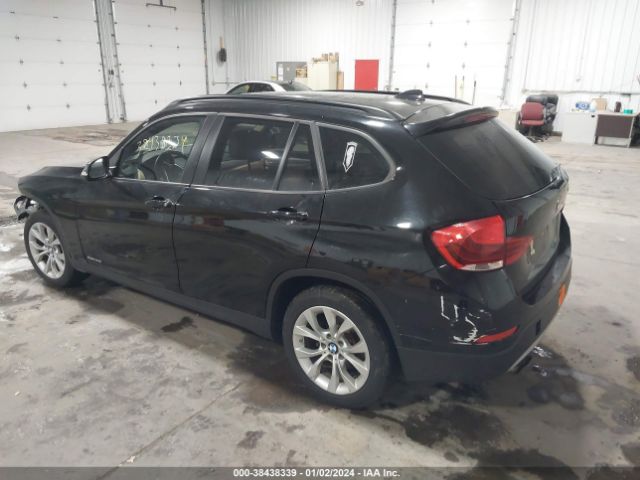 Photo 2 VIN: WBAVL1C50EVY15610 - BMW X1 