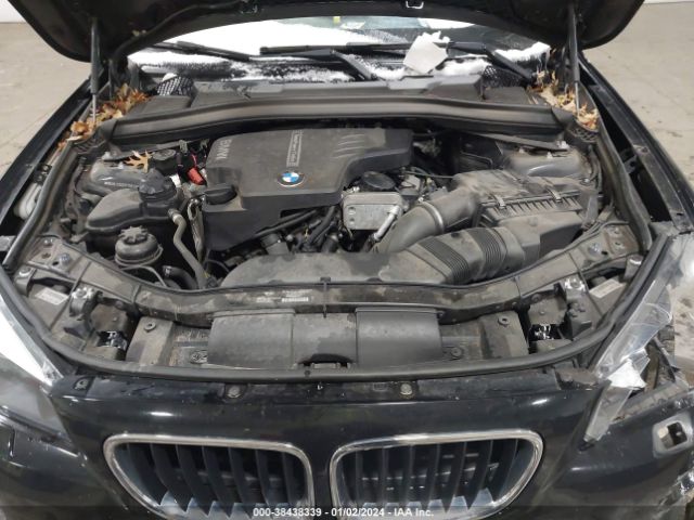 Photo 9 VIN: WBAVL1C50EVY15610 - BMW X1 