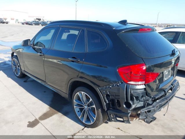 Photo 2 VIN: WBAVL1C50FVY35745 - BMW X1 