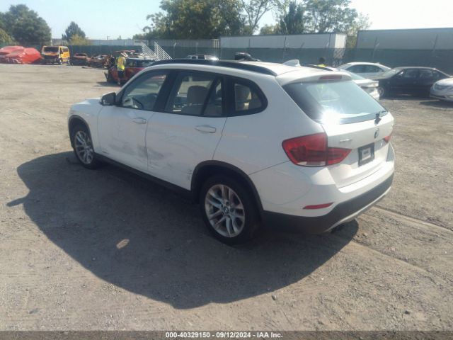 Photo 2 VIN: WBAVL1C51FVY38461 - BMW X1 