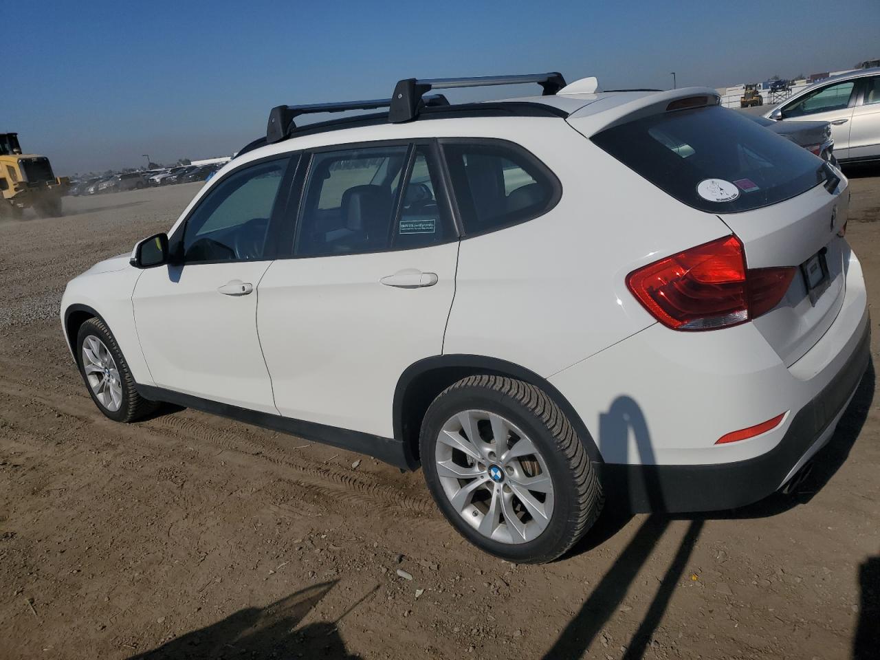 Photo 1 VIN: WBAVL1C52EVY10327 - BMW X1 