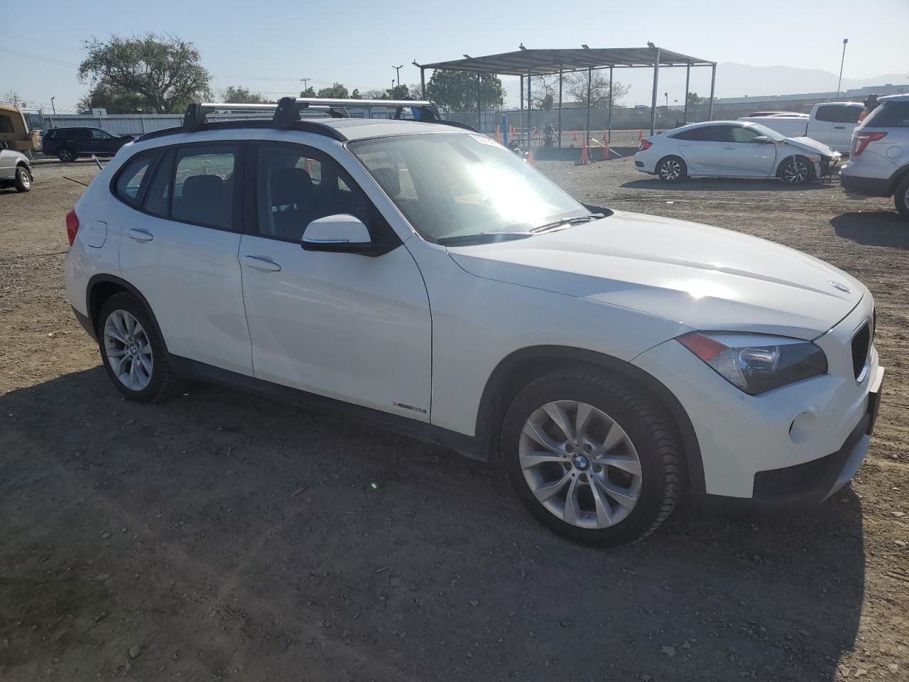 Photo 3 VIN: WBAVL1C52EVY10327 - BMW X1 