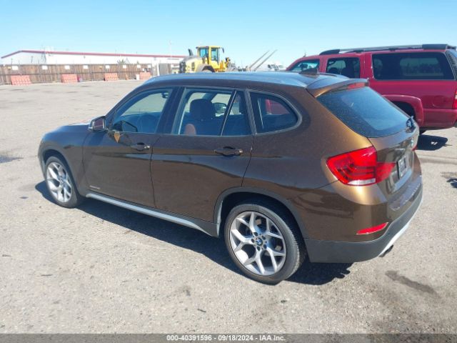 Photo 2 VIN: WBAVL1C52FVY25542 - BMW X1 