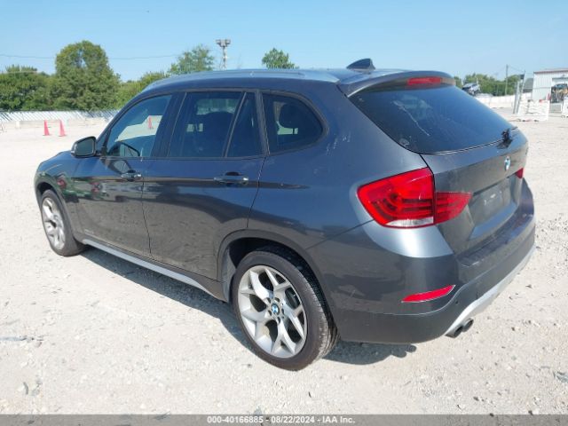 Photo 2 VIN: WBAVL1C52FVY34872 - BMW X1 