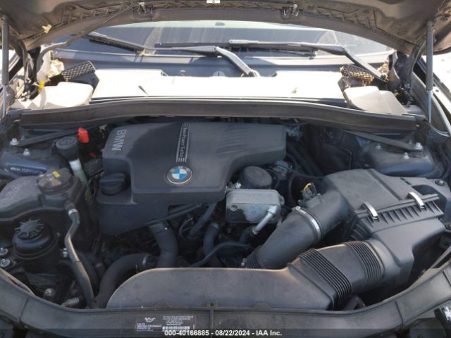 Photo 9 VIN: WBAVL1C52FVY34872 - BMW X1 