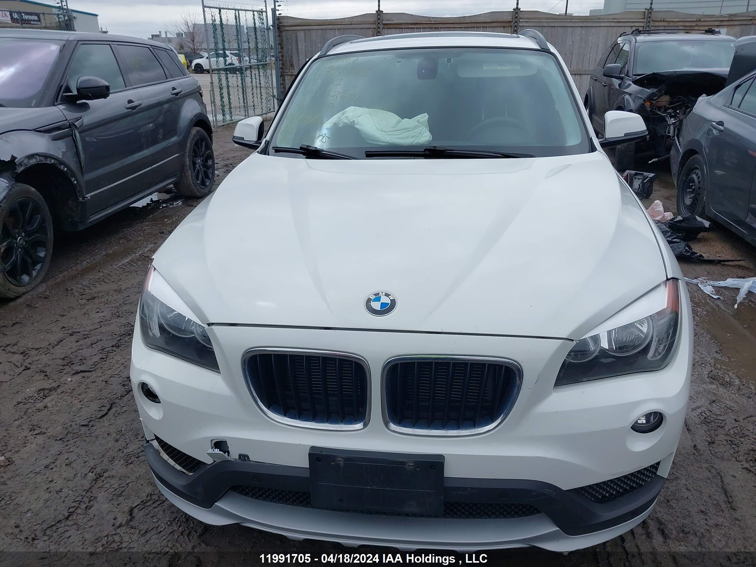 Photo 12 VIN: WBAVL1C53FVY32631 - BMW X1 