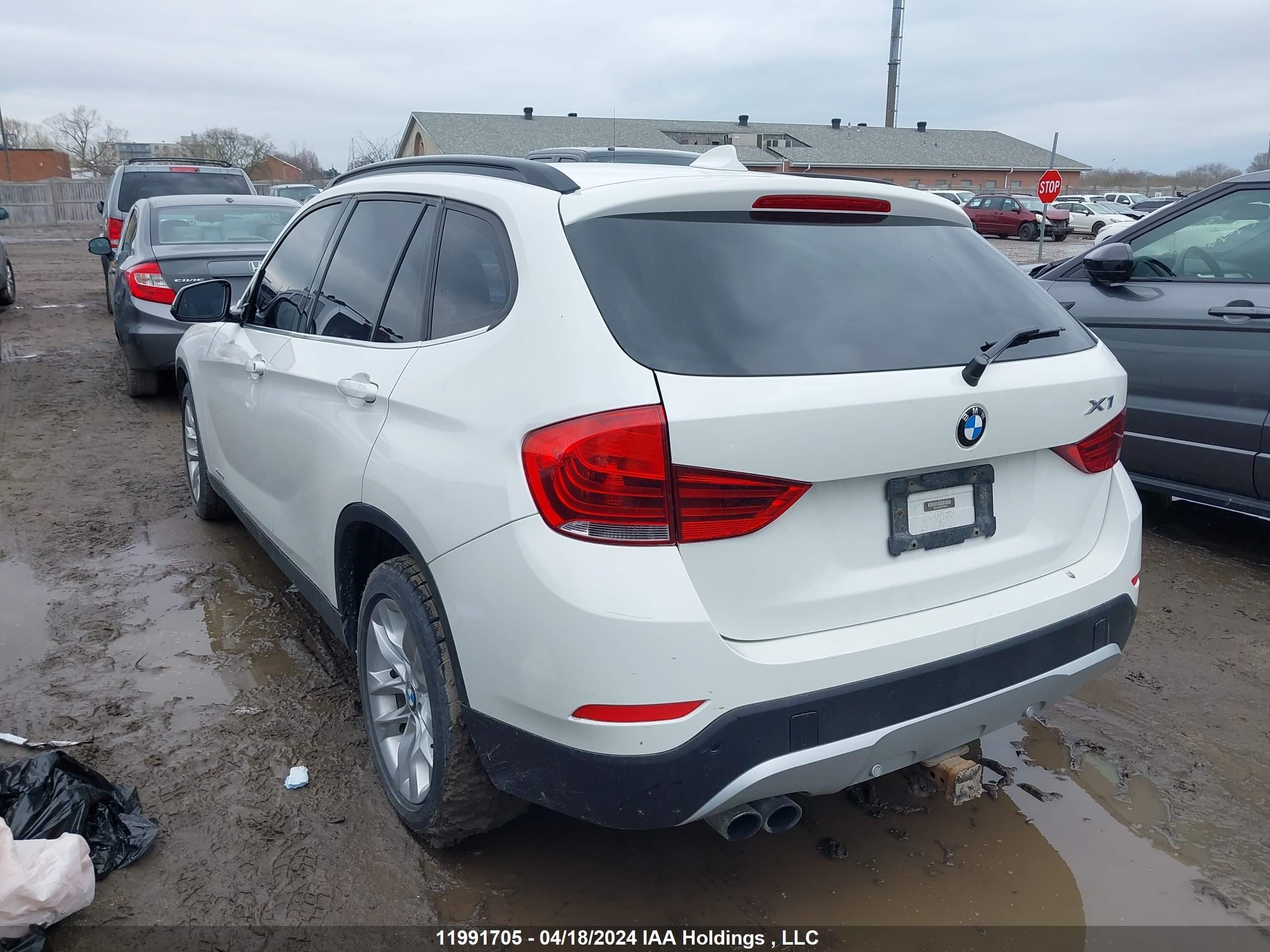 Photo 2 VIN: WBAVL1C53FVY32631 - BMW X1 