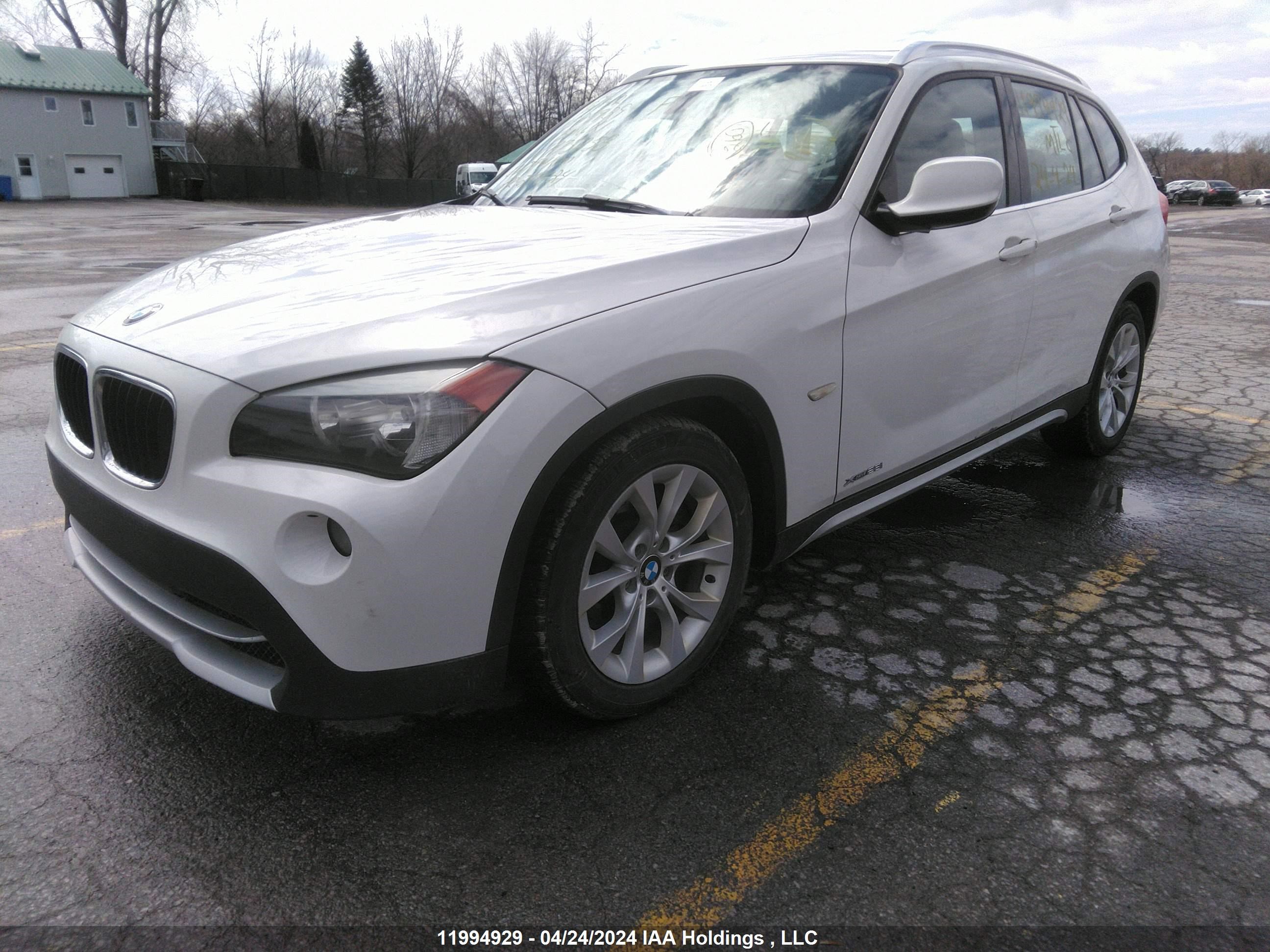 Photo 1 VIN: WBAVL1C54CVR75258 - BMW X1 