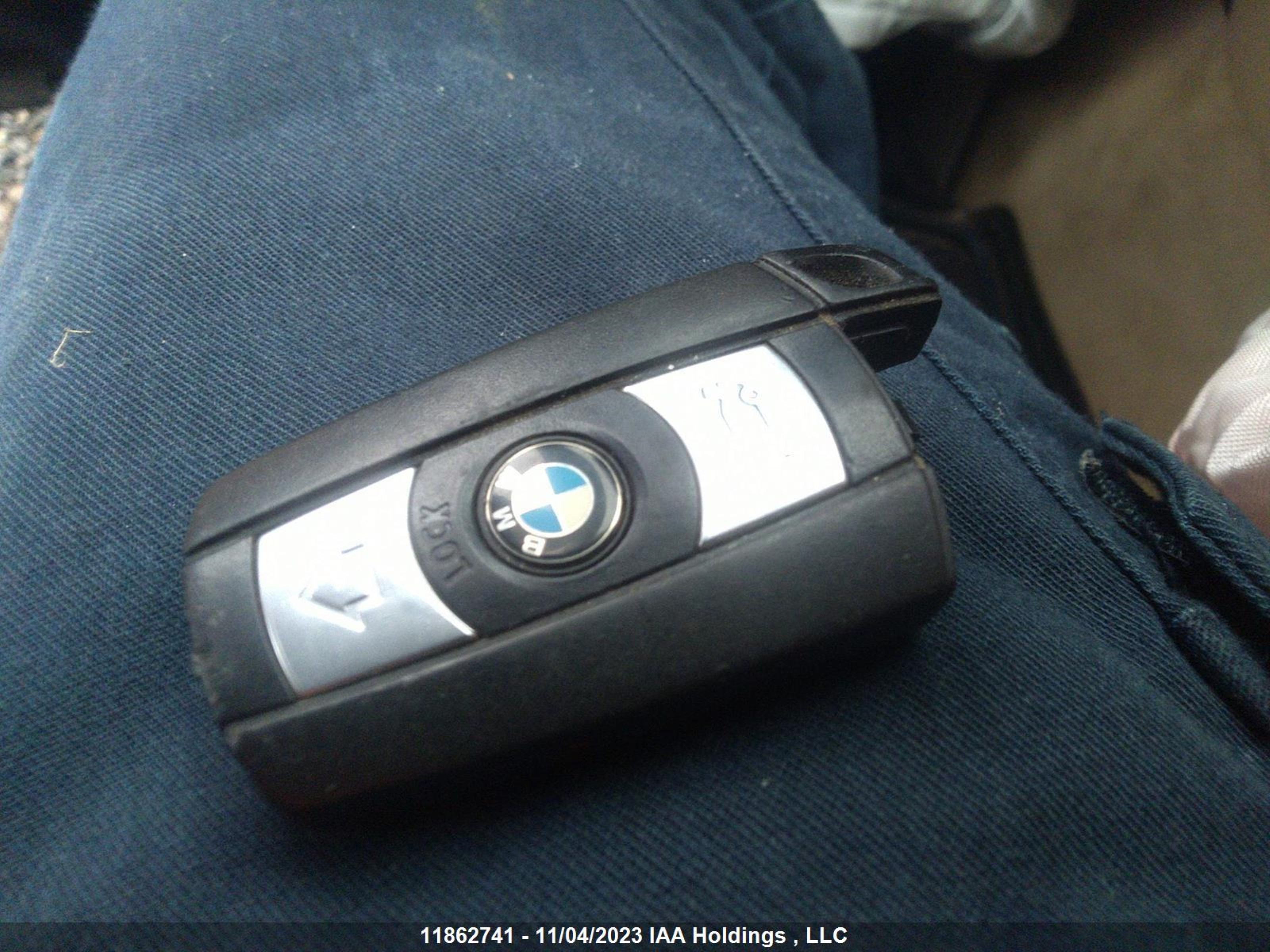 Photo 10 VIN: WBAVL1C54CVR78855 - BMW X1 