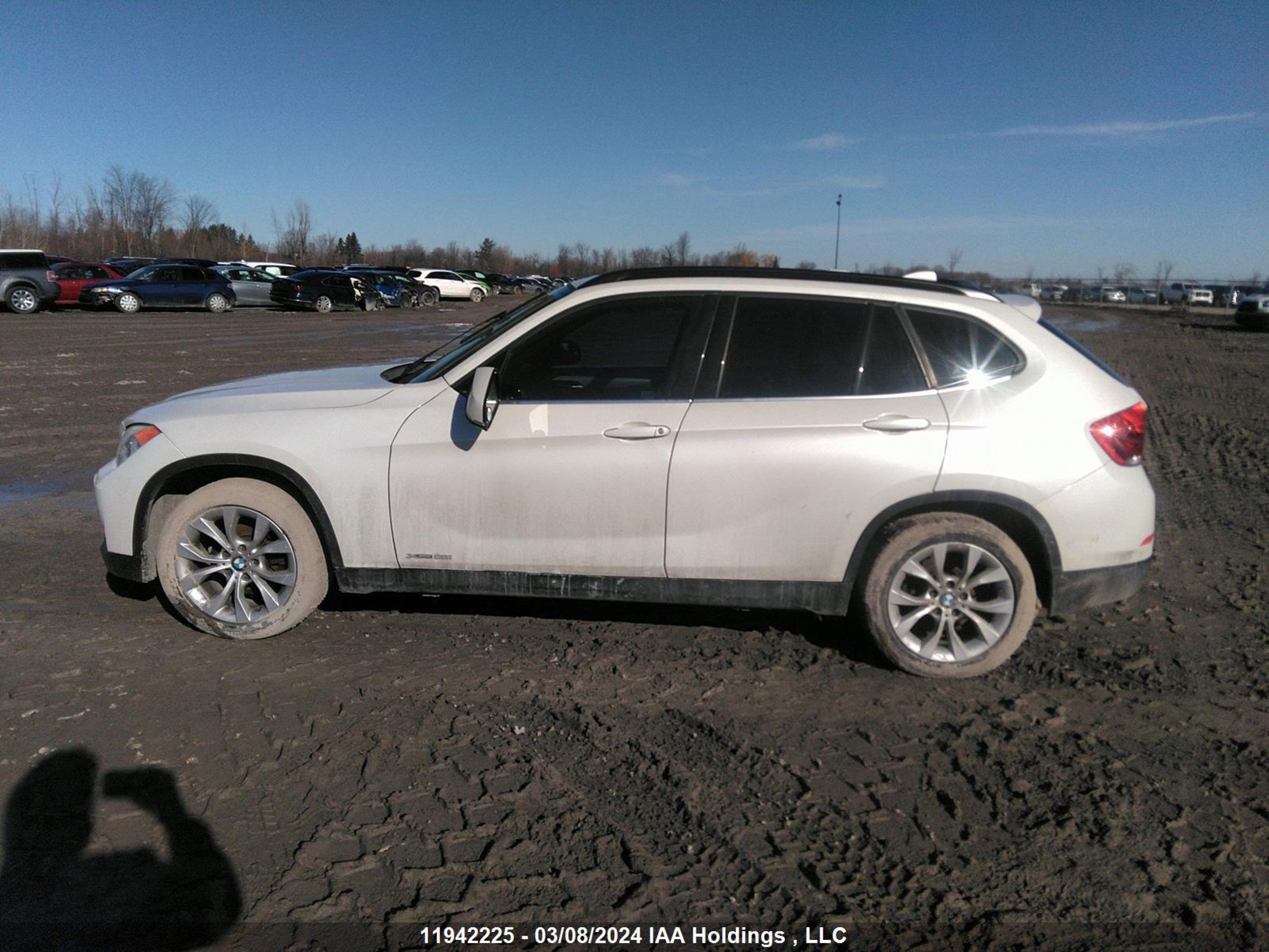 Photo 14 VIN: WBAVL1C54EVR94668 - BMW X1 