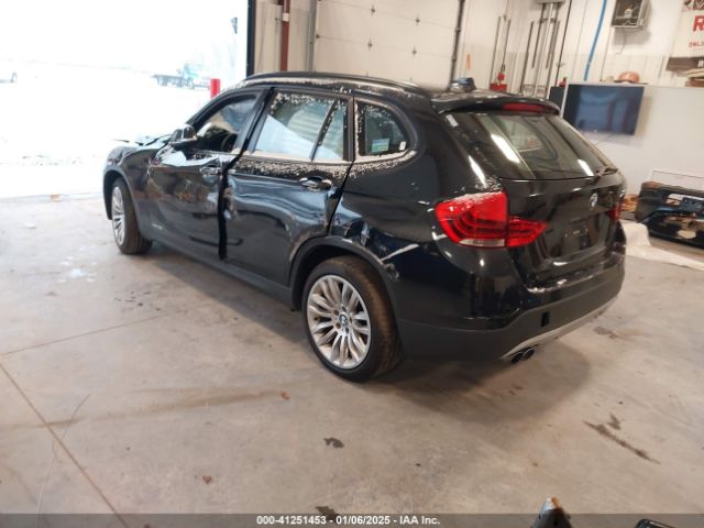 Photo 2 VIN: WBAVL1C54FVY40298 - BMW X1 