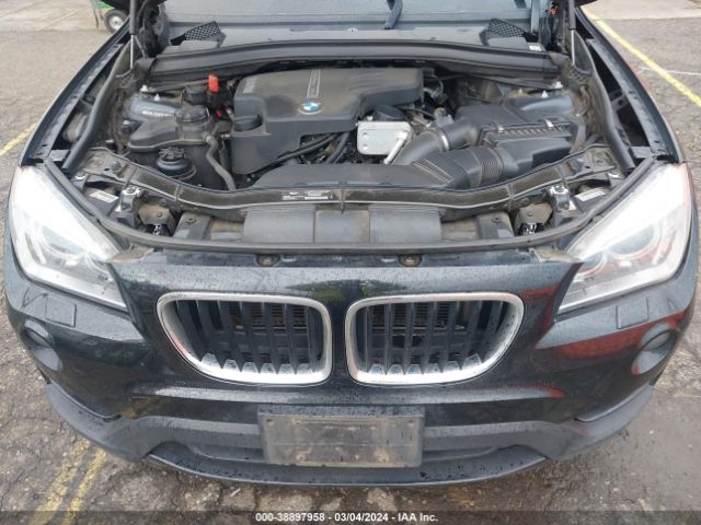 Photo 9 VIN: WBAVL1C55EVY13979 - BMW X1 