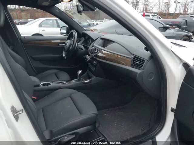 Photo 4 VIN: WBAVL1C55EVY14520 - BMW X1 