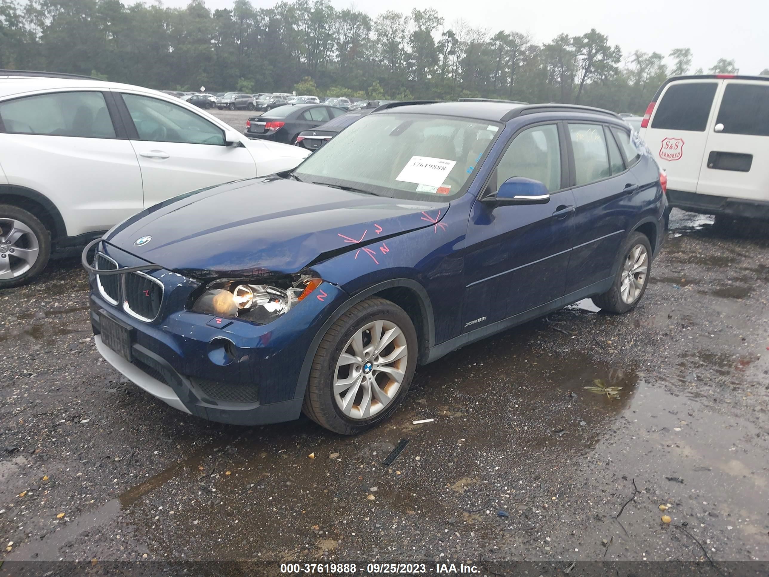 Photo 1 VIN: WBAVL1C55EVY18910 - BMW X1 