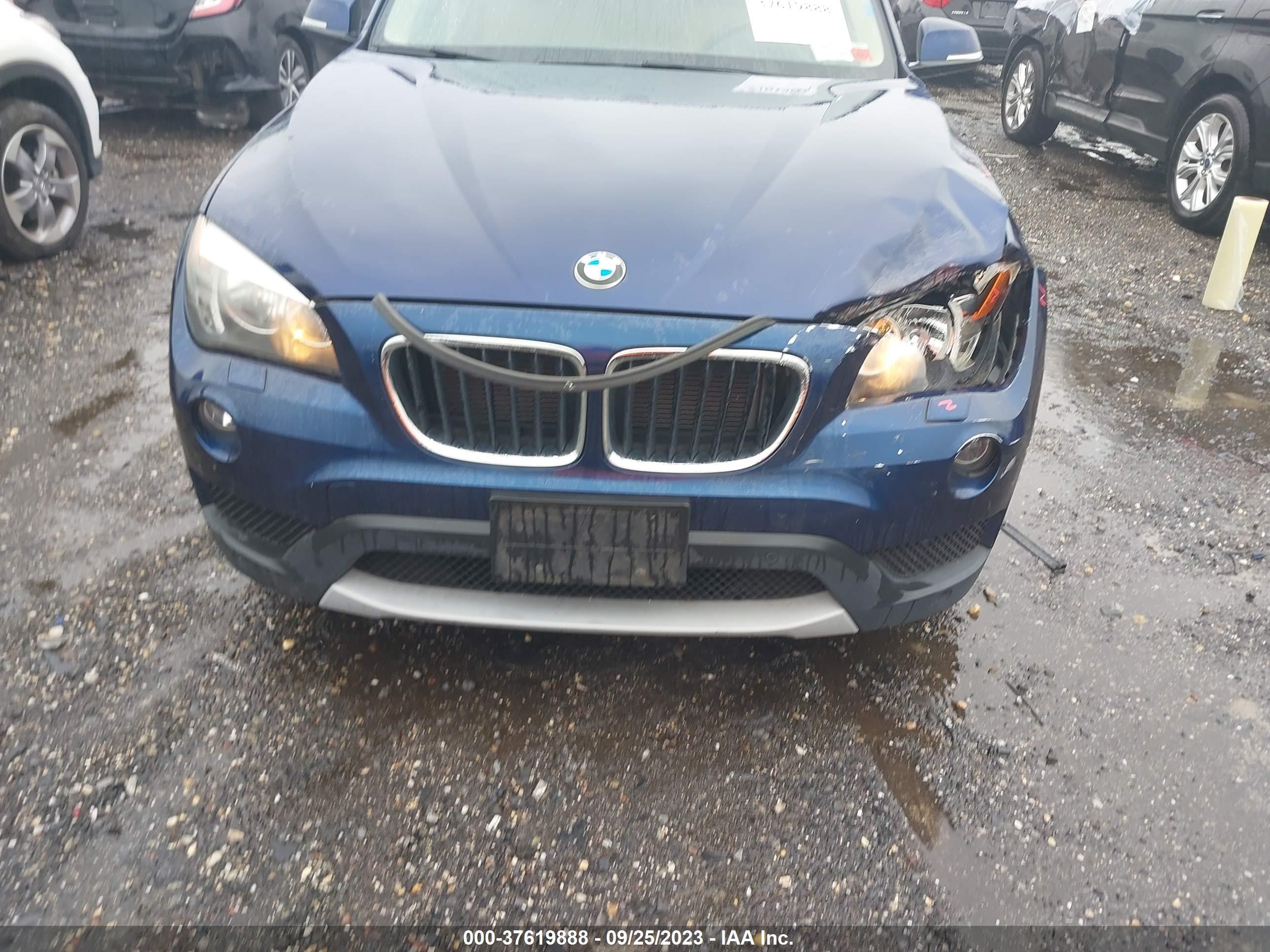 Photo 11 VIN: WBAVL1C55EVY18910 - BMW X1 