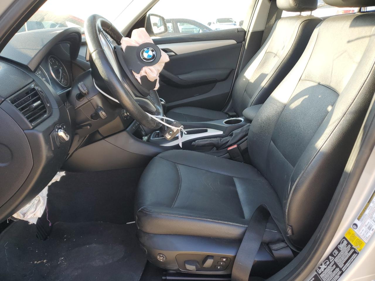 Photo 6 VIN: WBAVL1C55EVY22519 - BMW X1 