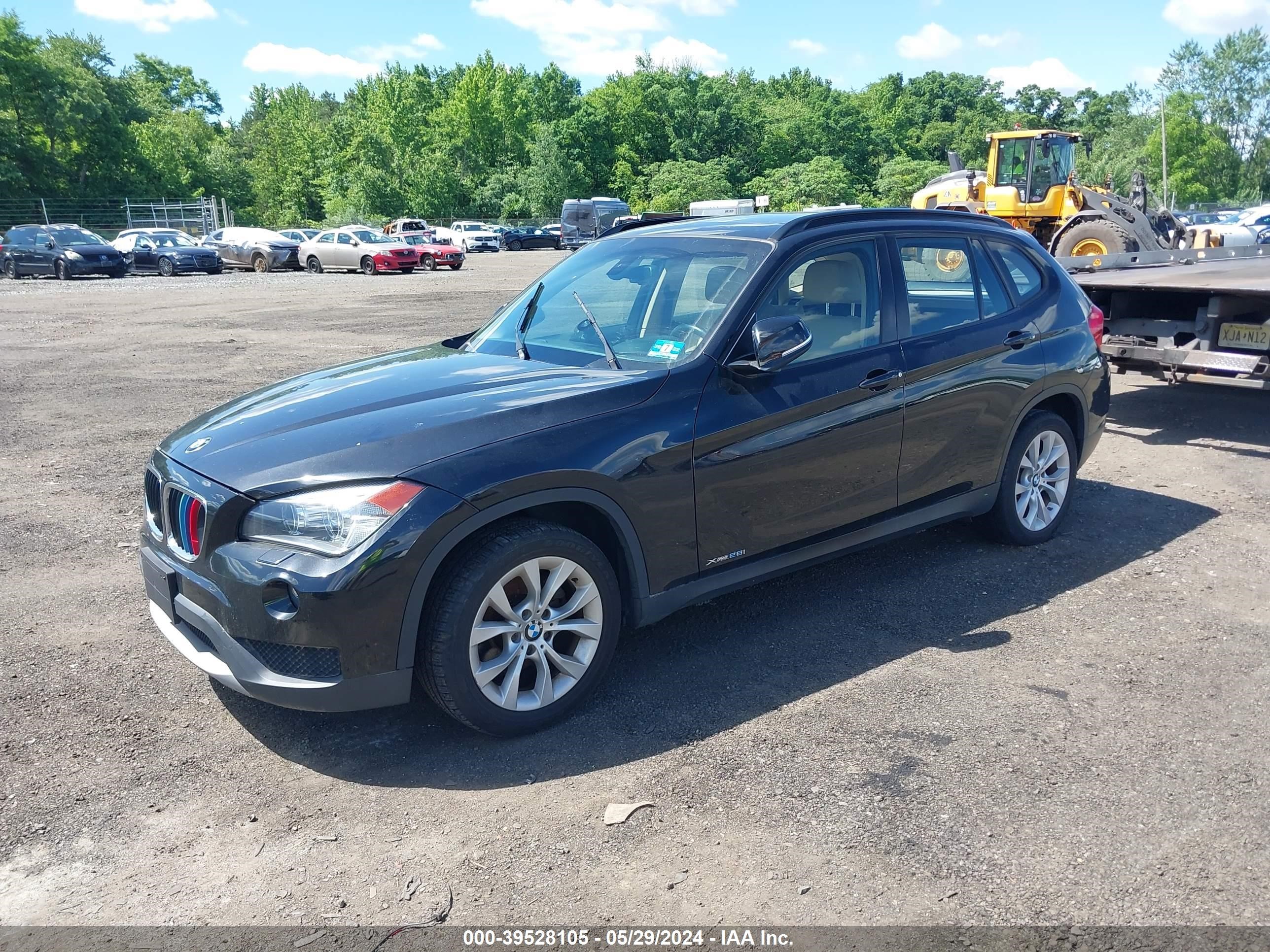 Photo 1 VIN: WBAVL1C56EVY12257 - BMW X1 