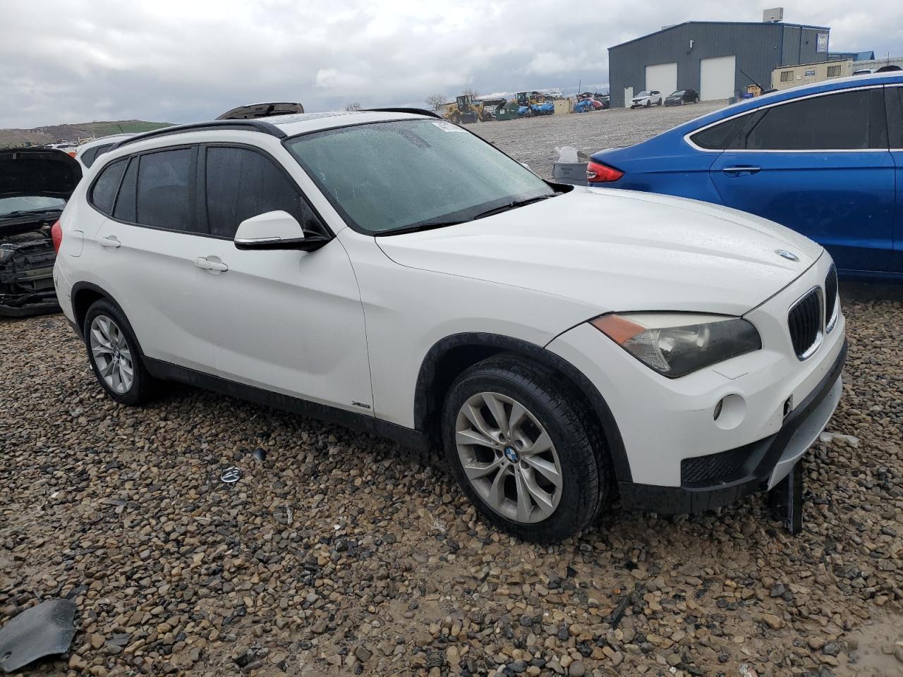 Photo 3 VIN: WBAVL1C56EVY13943 - BMW X1 