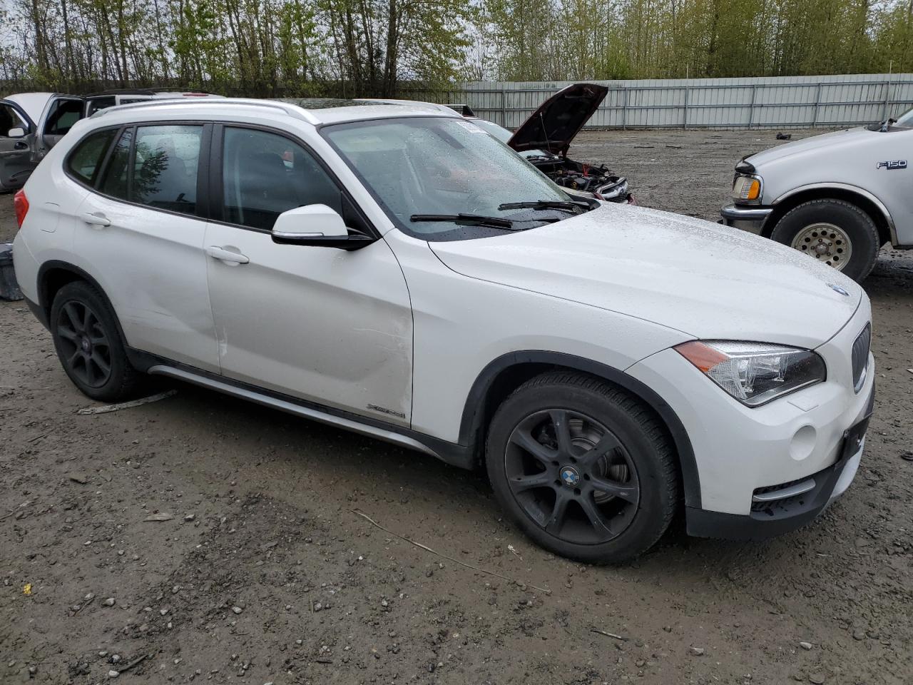 Photo 3 VIN: WBAVL1C56EVY14364 - BMW X1 