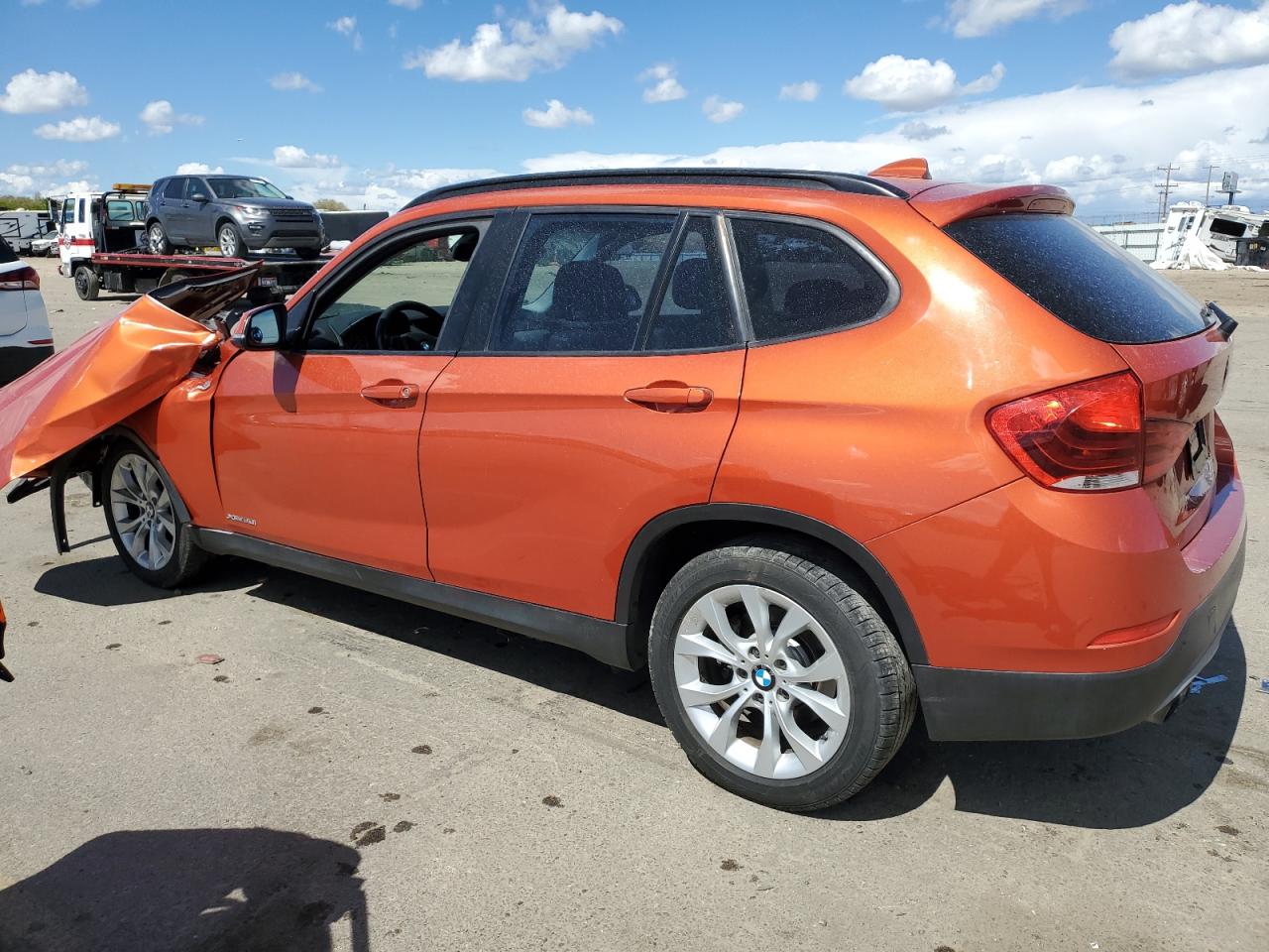 Photo 1 VIN: WBAVL1C57EVY17581 - BMW X1 