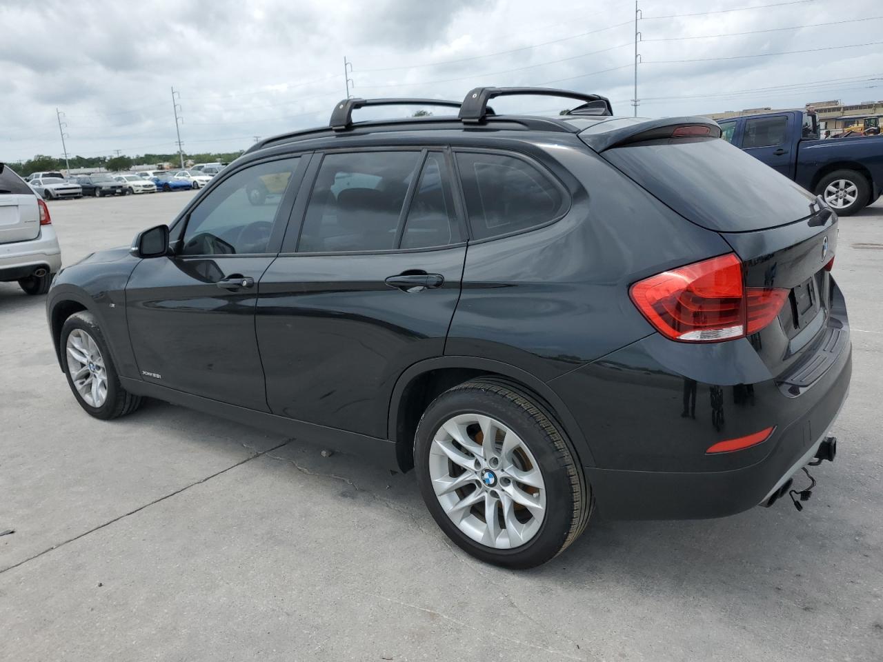 Photo 1 VIN: WBAVL1C57FVY38027 - BMW X1 XDRIVE2 