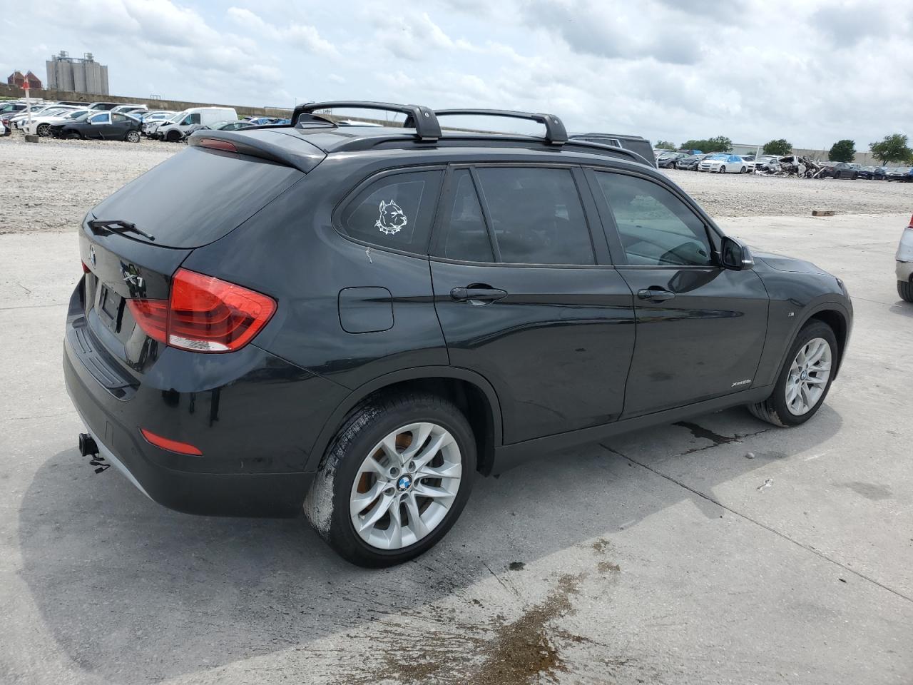 Photo 2 VIN: WBAVL1C57FVY38027 - BMW X1 XDRIVE2 