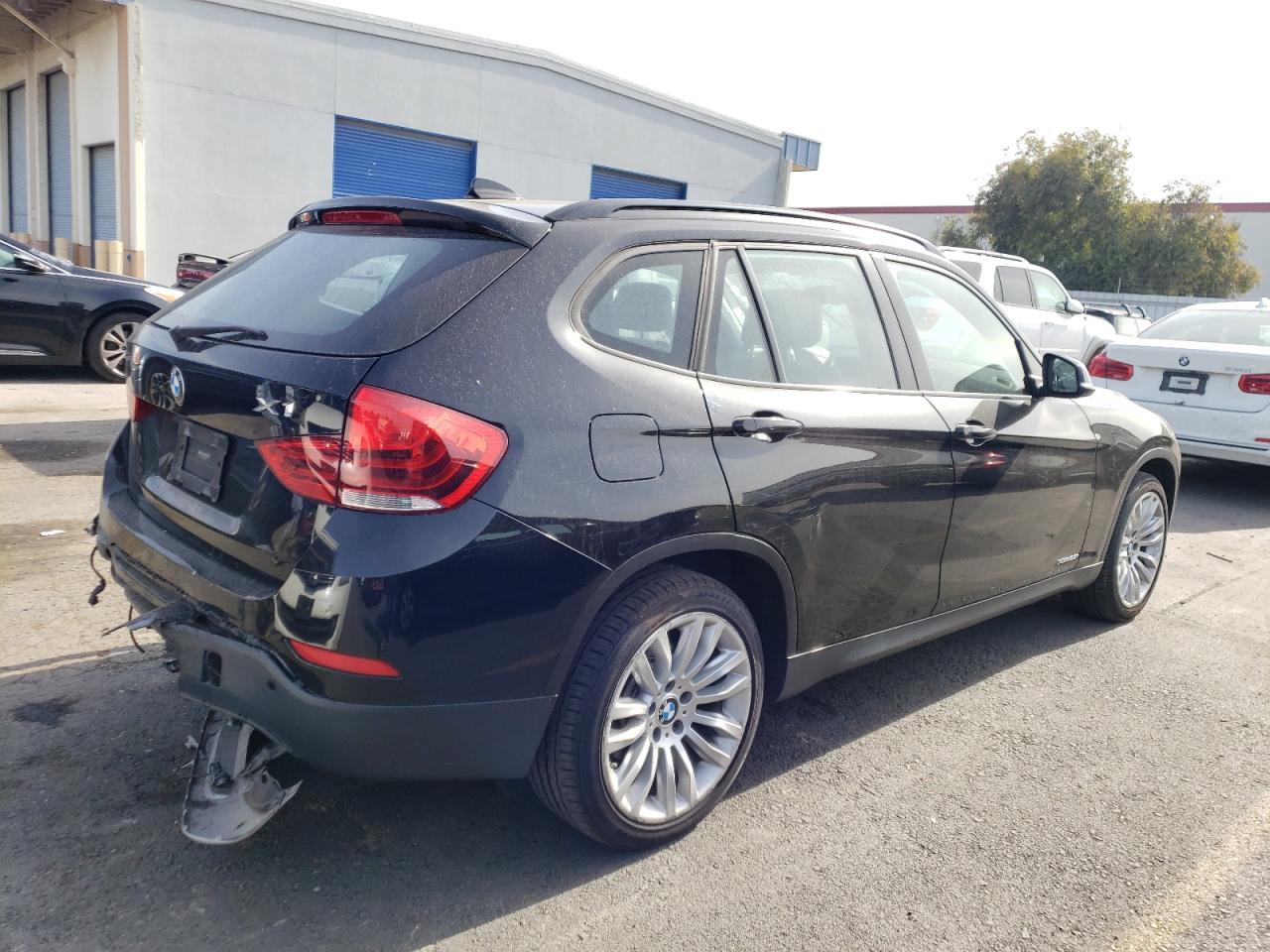 Photo 2 VIN: WBAVL1C58EVY12647 - BMW X1 