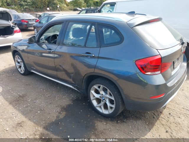 Photo 2 VIN: WBAVL1C58FVY40028 - BMW X1 