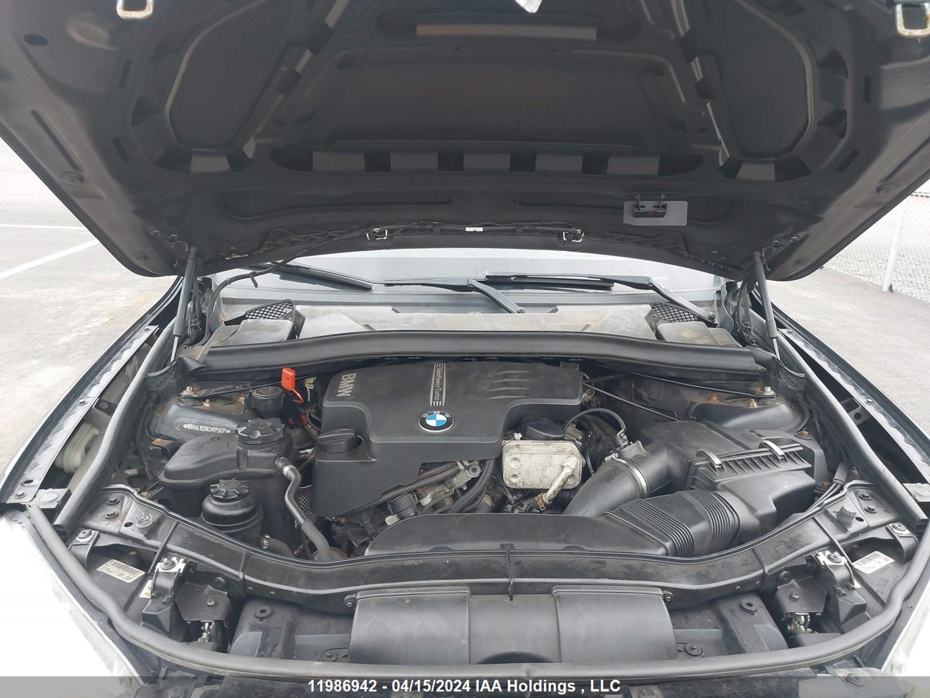 Photo 9 VIN: WBAVL1C59CVR75627 - BMW X1 