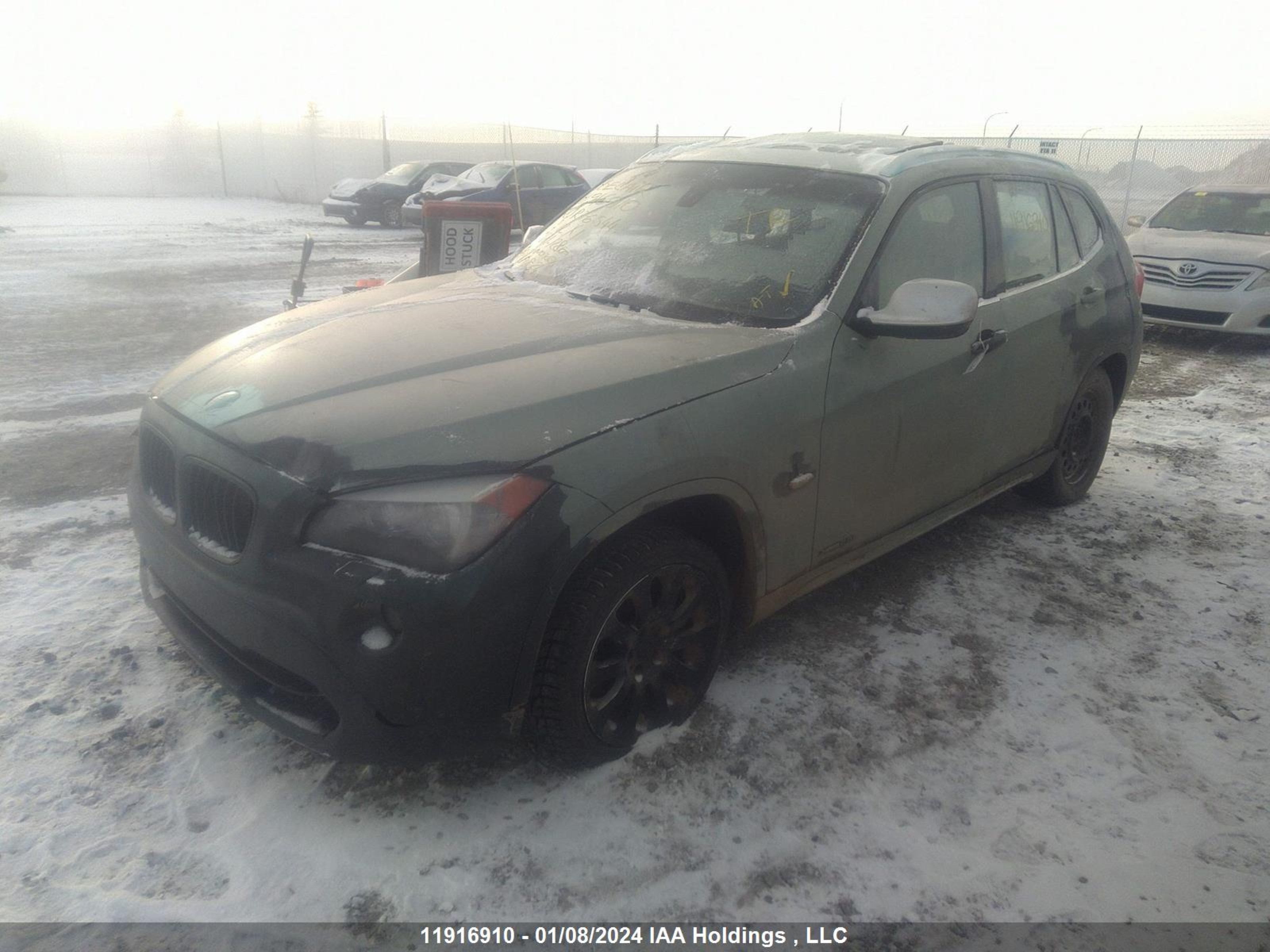 Photo 1 VIN: WBAVL1C5XCVR76544 - BMW X1 