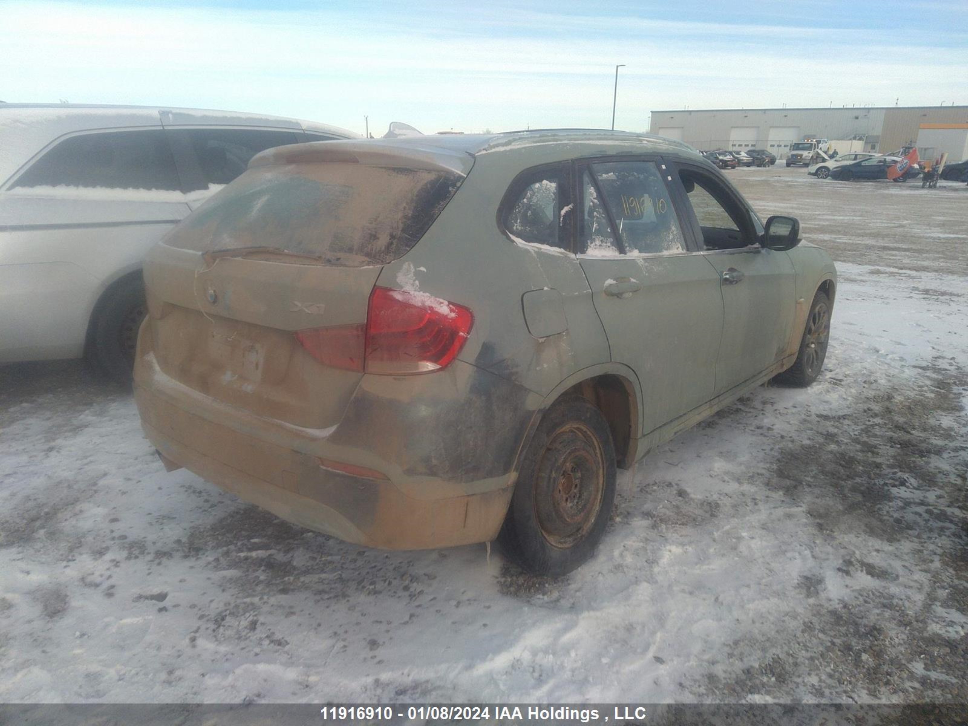 Photo 3 VIN: WBAVL1C5XCVR76544 - BMW X1 