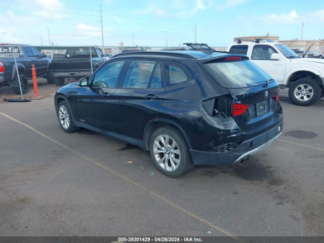 Photo 2 VIN: WBAVL1C5XEVY10432 - BMW X1 