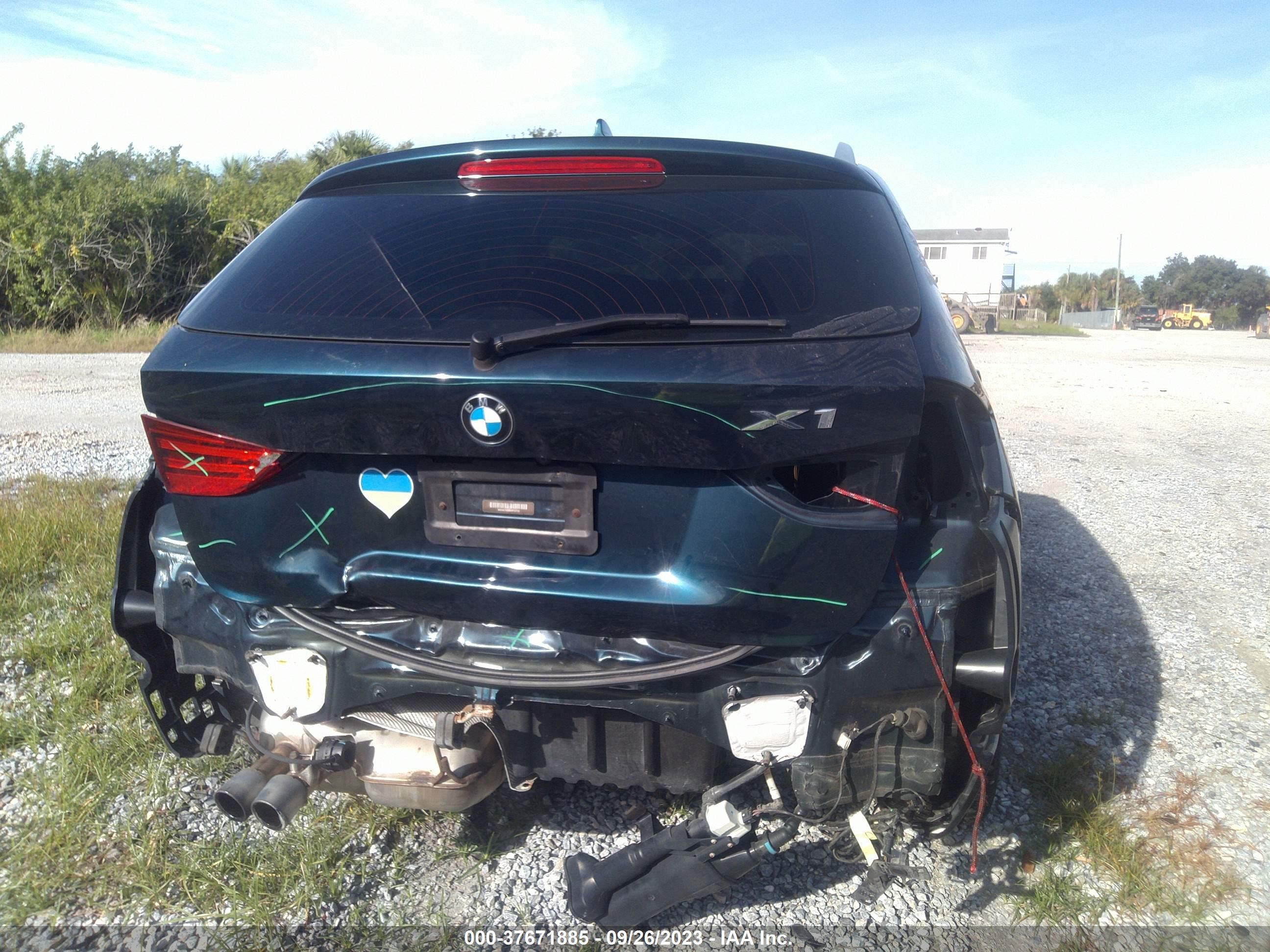 Photo 5 VIN: WBAVL1C5XEVY12732 - BMW X1 