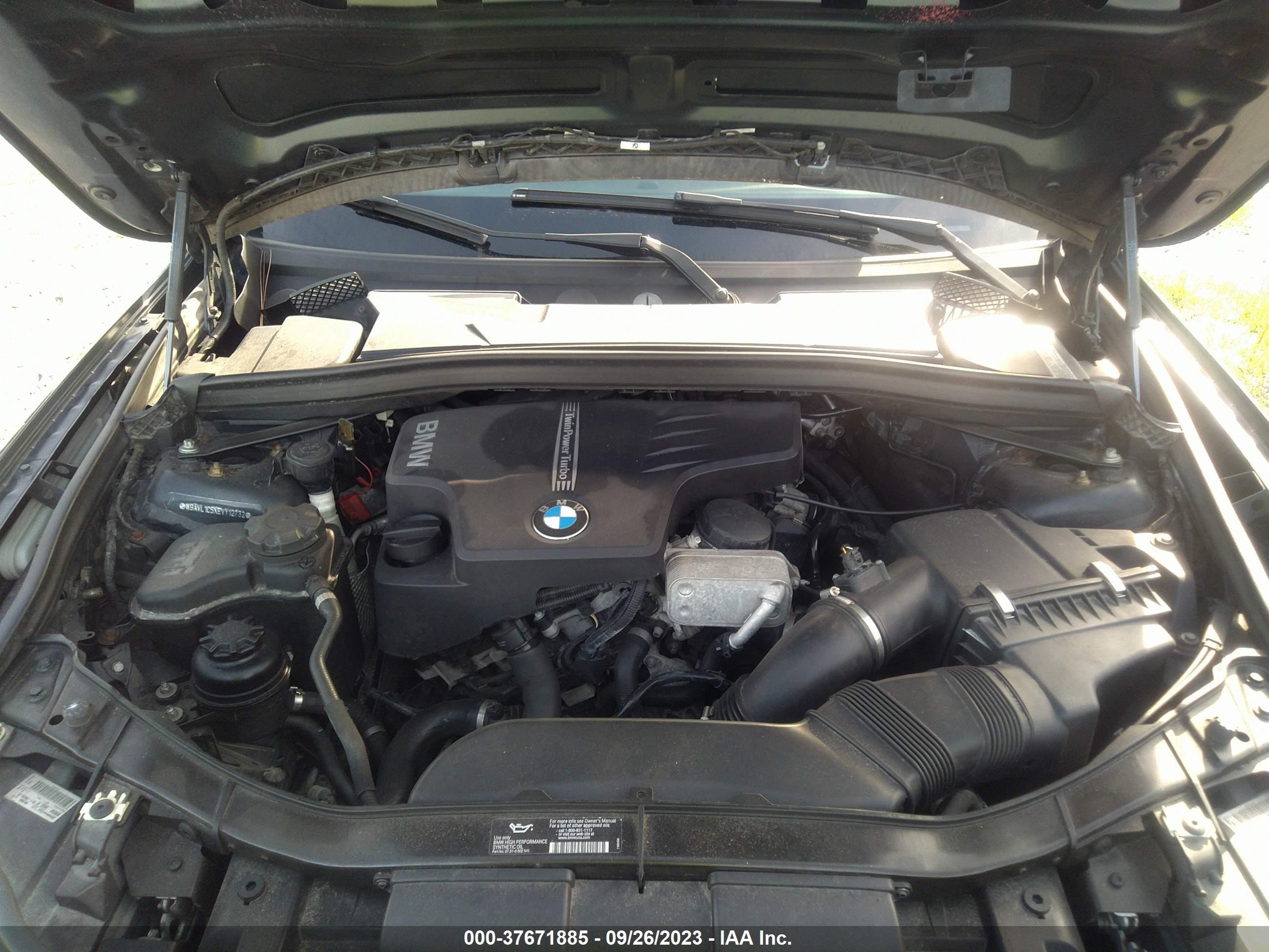 Photo 9 VIN: WBAVL1C5XEVY12732 - BMW X1 