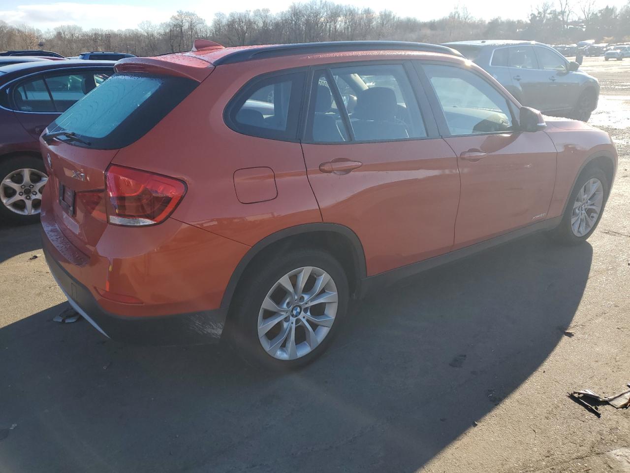 Photo 2 VIN: WBAVL1C5XEVY19549 - BMW X1 