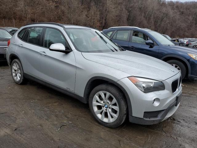 Photo 3 VIN: WBAVL1C5XEVY22631 - BMW X1 