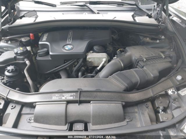 Photo 9 VIN: WBAVL1C5XFVY26888 - BMW X1 