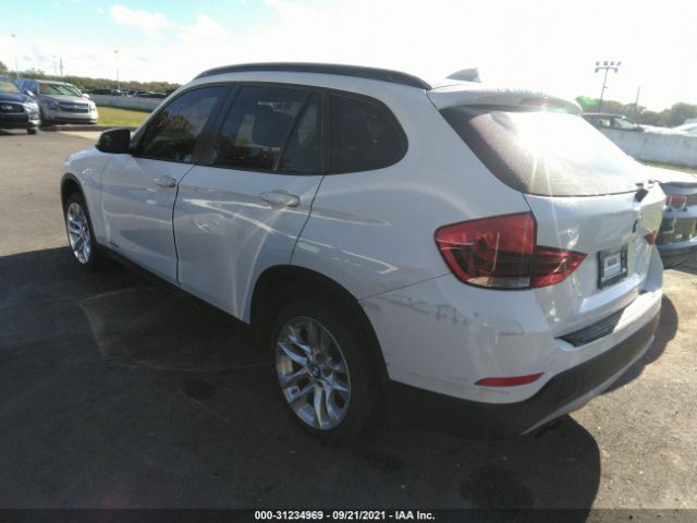 Photo 2 VIN: WBAVL1C5XFVY27815 - BMW X1 